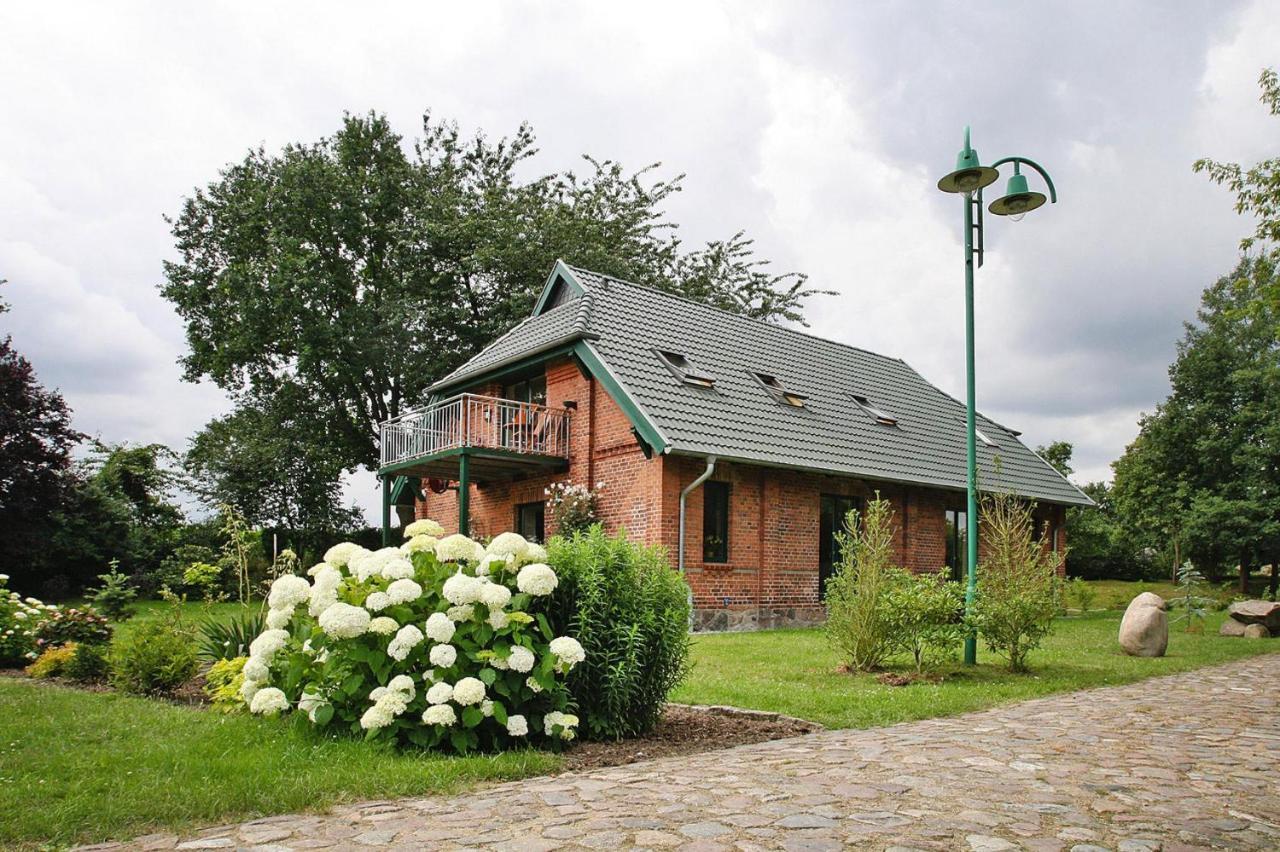 Ferienhaus Seeadler Am Duemmer See In Duemmer ภายนอก รูปภาพ